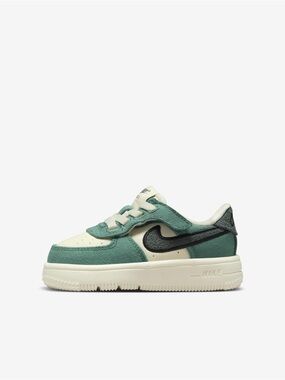 Nike Force 1 Low LV8 3 EasyOn
Toddler Shoes Size 7